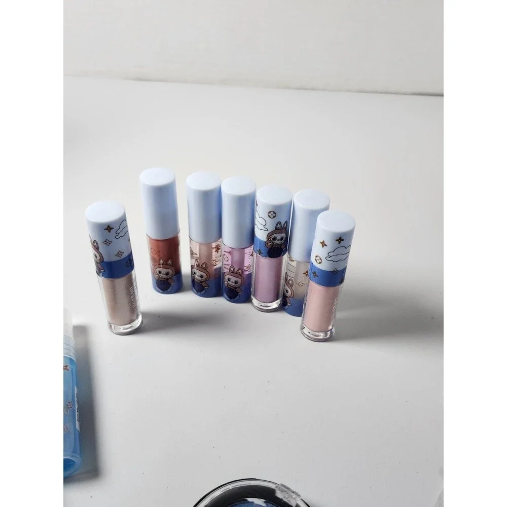 Lipstick Set In A Purse/Holder